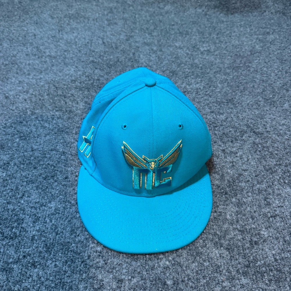 Charlotte Hornets new era buzz city basketball hat